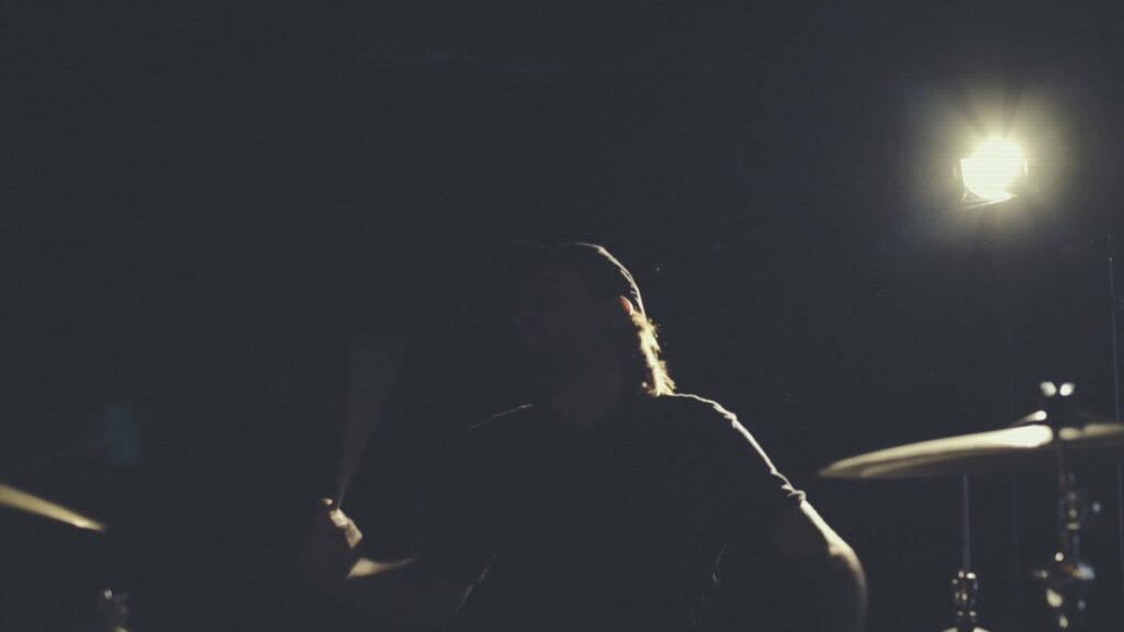 Vilas bateria. Recientemente se ha unido a Holywater y tambien forma parte de Blue Monk y de la banda de directo de Ganjahr Family Adarme Visual