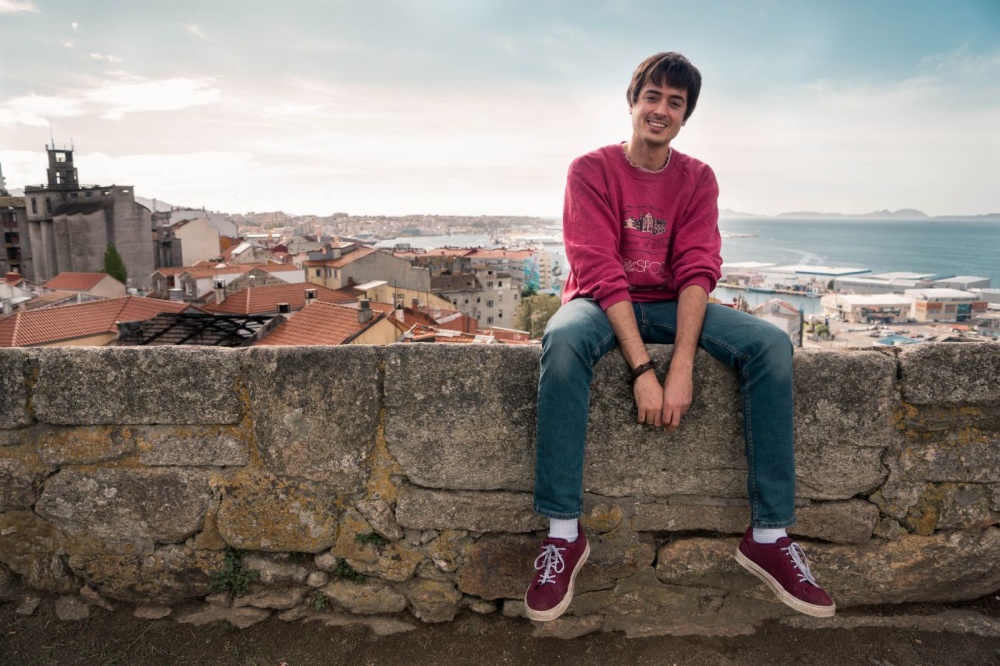 Palida en uno de los rincones favoritos de Vigo donde solia jugar de chaval Paula Farina